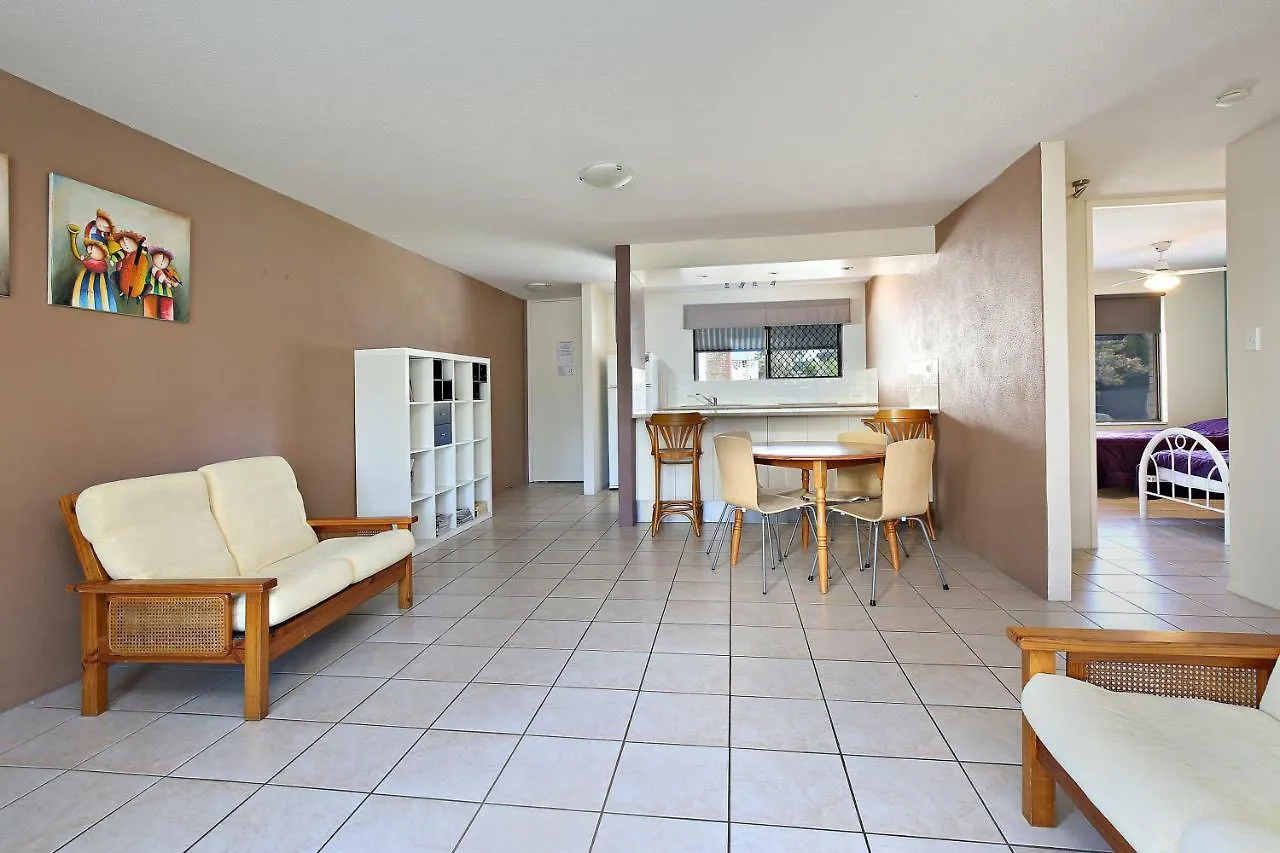Apartment Levuka Unit 4 14 Moreton Pde Kings Beach Caloundra